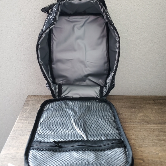 New Black Reusable Insulated Lunch Bag - Picture 2 of 5